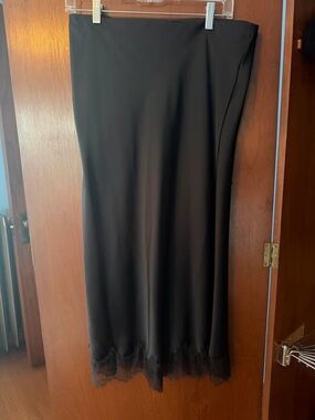 Zara Black Midi Slip Skirt with Lace Hem